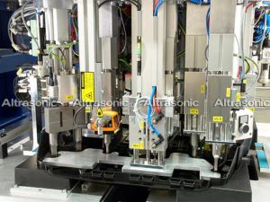 Đấm Hàn Auto Front Bumper bằng siêu âm