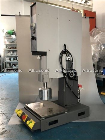 Máy hàn nhựa siêu âm 20khz công suất cao với máy phát kỹ thuật số cho máy hàn nhựa