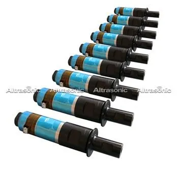 Bộ chuyển đổi siêu âm với bộ tăng áp cho máy hàn nhựa siêu âm